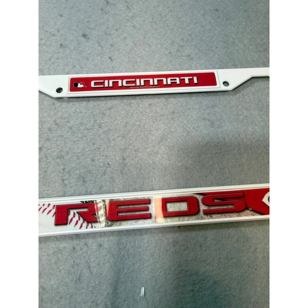 Cincinnati Reds License Plate‎ Frame – White & Red MLB Officially Licensed